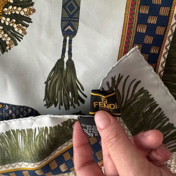 Vintage FENDI 100% Silk Scarf Tassel Rope Print 35x33” - Picture 5 of 14